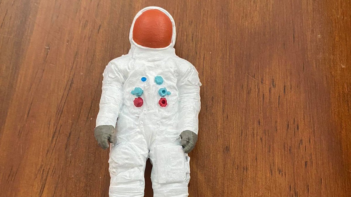 First coats of paint are on our #3dprinted Neil Armstrong!