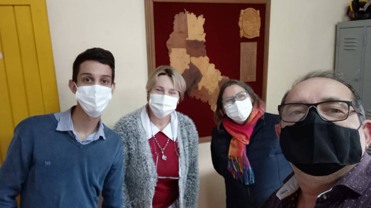 Laura_Noremberg's tweet photo. Equipo @Subseduc acercando Propuestas a Esc #CentrosDeApoyo #SanPedro Trabajo Colaborativo Supervisores Directores Pensando Siempre en nuestros Estudiantes #Gracias
#IEA2 #Esc144 #Normal14 @linares_cielo @misioneseduca @miguel_sedoff @direcciondeTIC
@herrerayflia https://t.co/q0ocqBmSw5