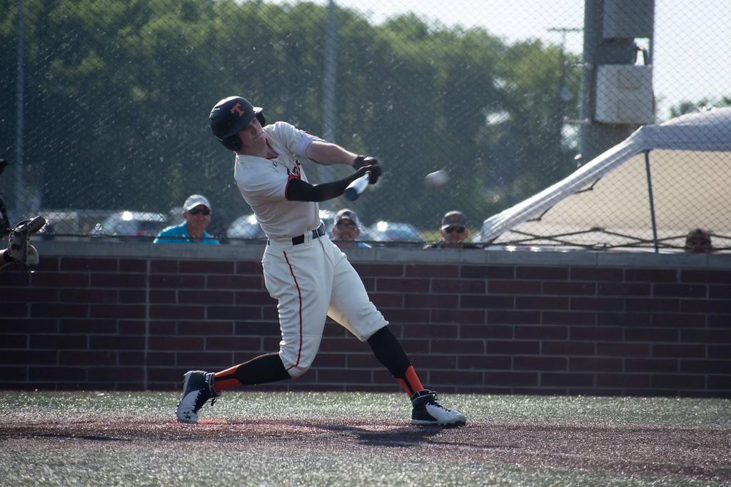 PearseReagan's tweet photo. Heading into the 4th week of summer ball. I am currently batting .500 with 41 PA. 14 1B. 1 2B. 2 3B. 1 HR. 9 RBI. 14 R. 4 BB. @RecruitTigers  @Rawlings_Tigers @RyanRohmiller @mike_callihan #uncommitted https://t.co/yU1PlQcr4h