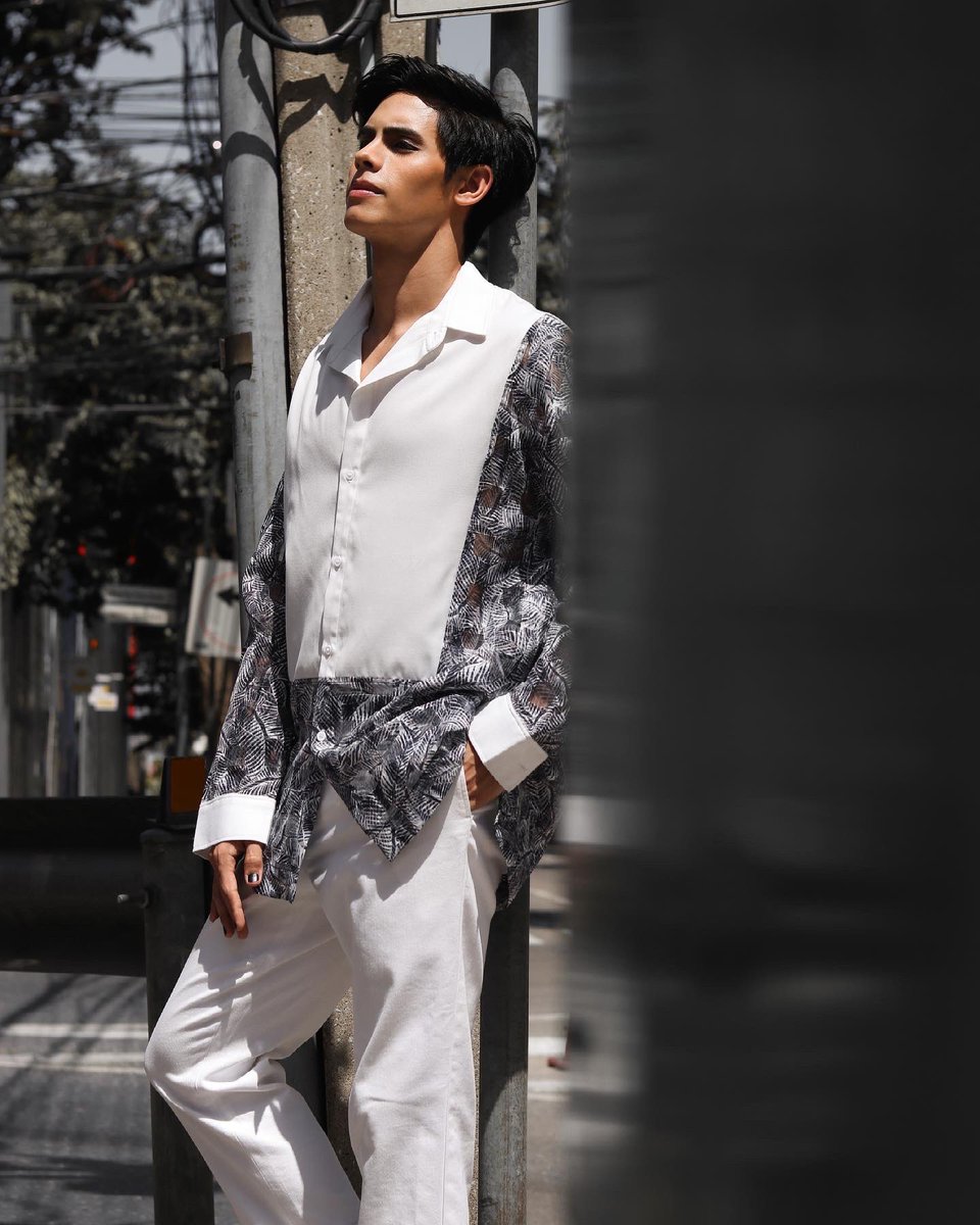 ChahubMarut's tweet photo. Photographer: @19.1999
Makeup: @CHANEL 
Hair: @lypton_thelounge
Outfit: @LeisureProjects 
Model: #Chahub 

#LeisureprojectsSS21 
#LeisureProjectsCrew 
#leisureprojects
#BoyDeChanel #BeOnlyYou #CHANELMakeup #CHANELSkincare #CHANELBeauty #CHANEL https://t.co/ouACMk3rHw