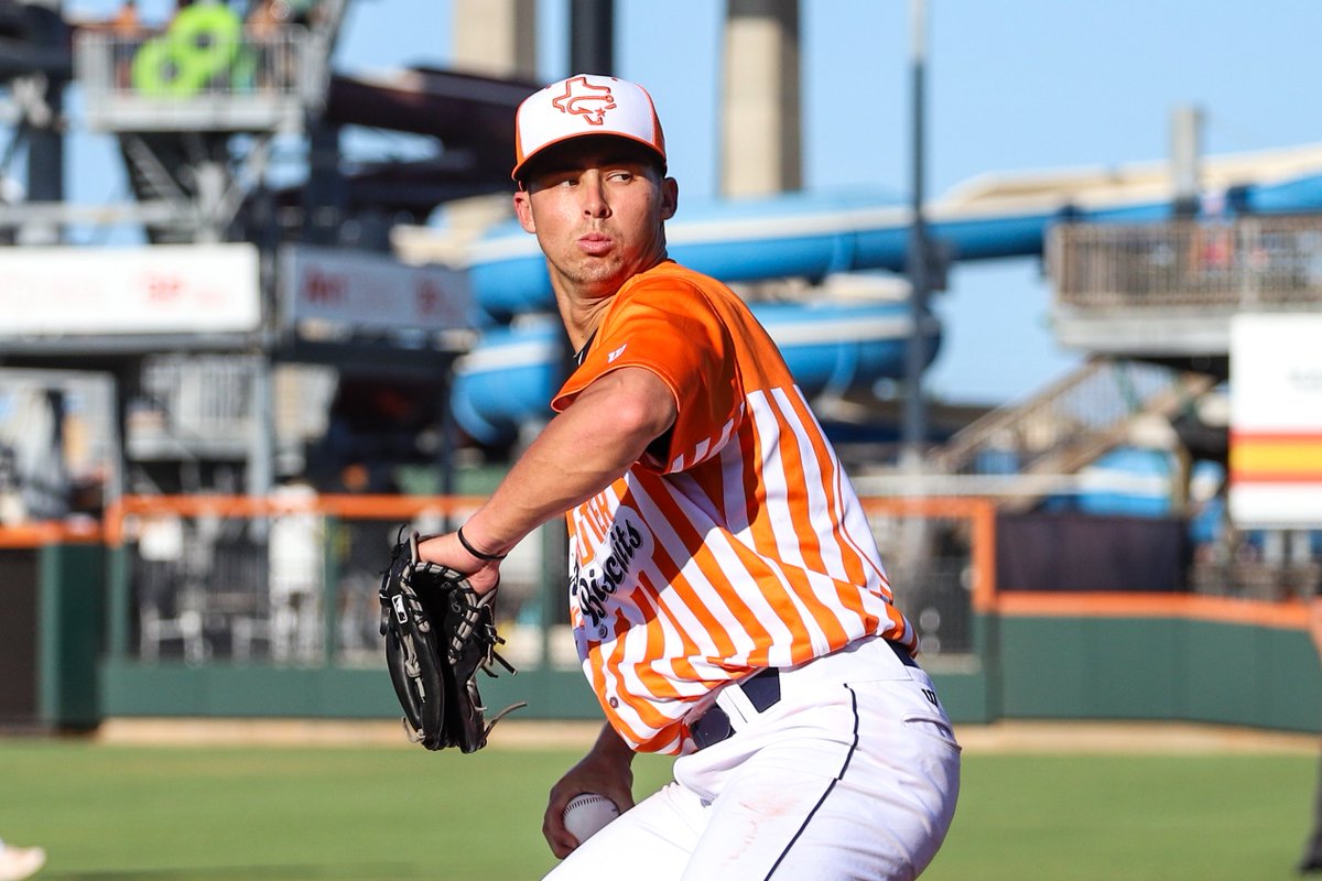 Corpus Christi Hooks tweet media