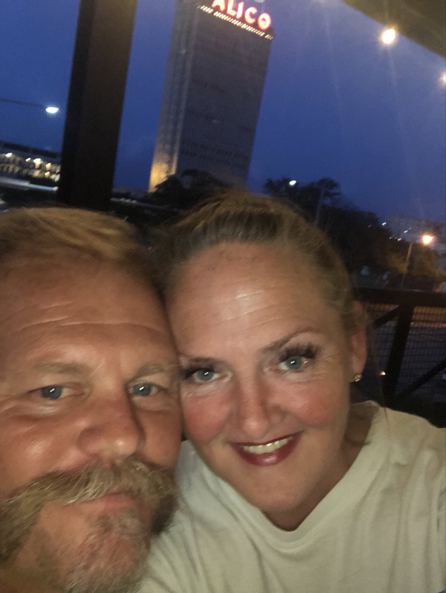 Coacheswidow's tweet photo. Kidless for a moment more! Enjoying all downtown Waco has to offer! https://t.co/CMYXf5np67