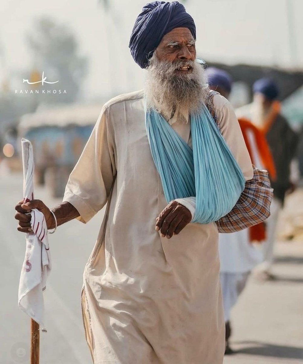 Himanshuraj9653's tweet image. @sumanpreetkaurr Farmers still on the streets for their rights, but the government is not listening to any appeal, but we will not return home without repealing the three laws

#ModiStopCrying_RepealLaws