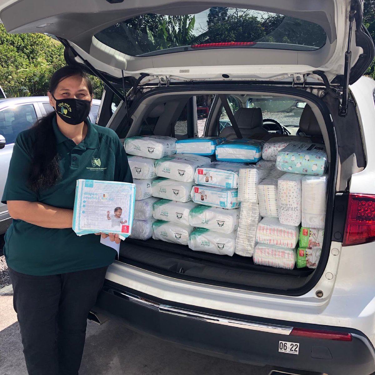 HawaiiDiaper's tweet photo. #WhoWhatWhyWednesday! 229 keiki served this week so far 🙌🏼 so grateful to our #commUNITY partners that work so hard for the ‘ohana they serve. Mahalo for all you do @KeikiOKaAina_HI, @PIDFoundation, and The Homes of Ulu Wini of Hawaiʻi Rise Foundation. https://t.co/ImiEt2uyfo