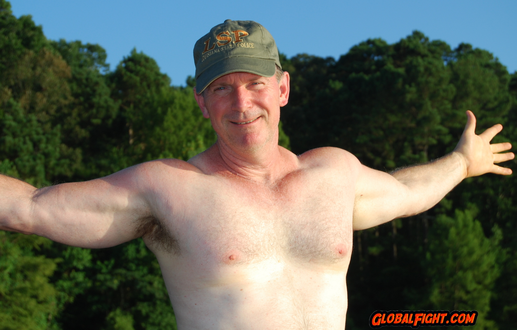 1 pic. Nude Muscledaddy VIEW HIS DAILY NUDE POSTS OF HIMSELF and his musclebear roomate on their profile