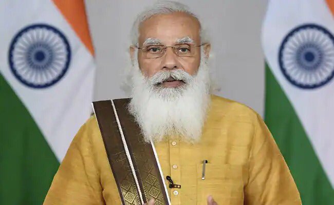 Manahyl_tk's tweet photo. Modi can not to be trusted. He is adamant to completely destroy the identity of IIOJK. He intends to deceive the world into believing as if everything was normal in IIOJK. https://t.co/FnX2IPV7nH