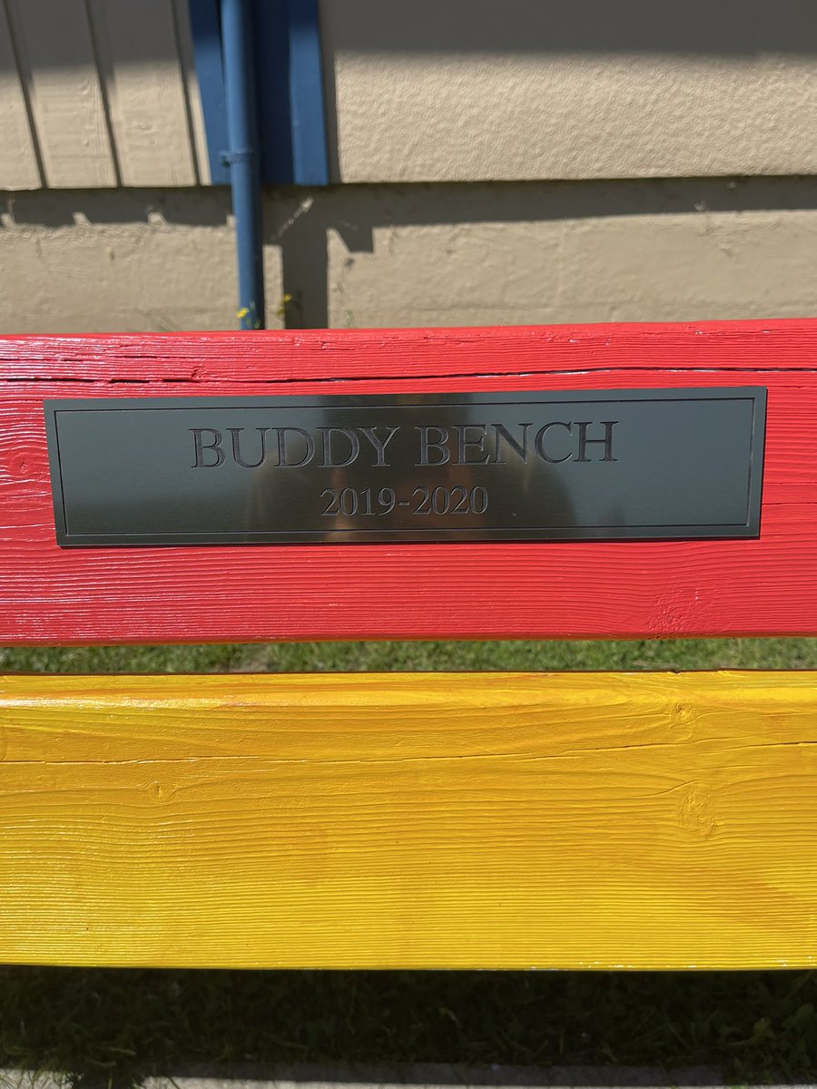 mscathyandre's tweet photo. Thank you to @classroomchamps, @surrey_schools and @shawinfo for supporting mine and @Ms_Nazem’s students during #CommunityWeek! They are so proud of the impact they had on their @CunninghamEcole community with the two Buddy Benches they put together! https://t.co/DC5uP7JV90