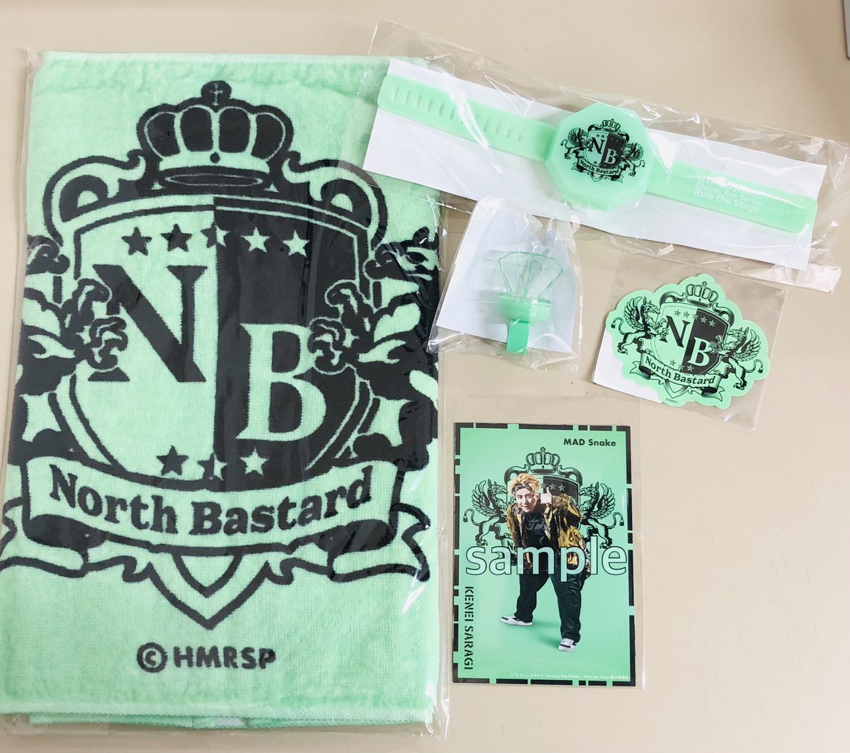 ヒプノシスマイク ヒプマイ ヒプステ 蛇穴健栄 缶バッジ セット ヒプノシスマイク ヒプマイ ヒプステ 蛇穴健栄 缶バッジ セット 2025年