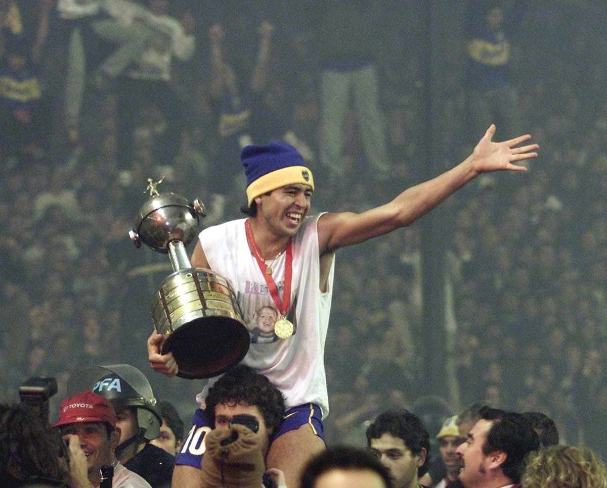 El hombre que no le bastó conquistar América que quiso ir por el mundo entero dejando a Boca en lo mas alto para toda la eternidad. Feliz cumple Román, sos lo mas grande que vi en mi vida