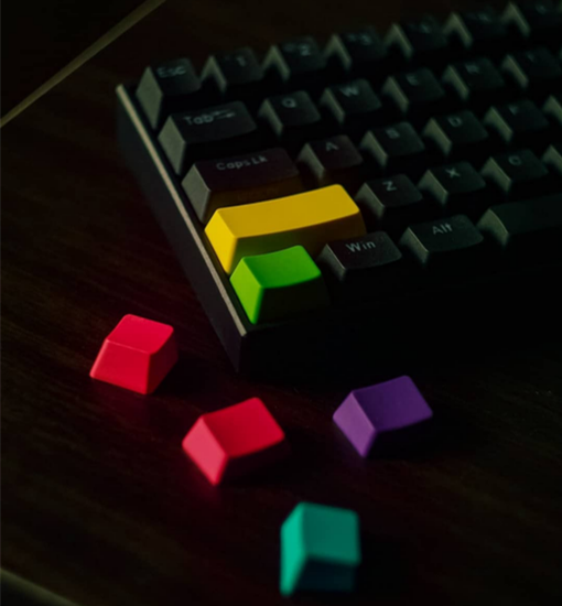 Wisfoxtech's tweet photo. 60 form factor / # brown switches. ~
📷 ：credits @michaelcabugatan   
#keyboard #mechanicalkeyboards #pcgaming #cherrymx #gaming #gamingkeyboard #customkeyboard #geekhack #artisankeycaps #keycap https://t.co/2IOw0rFZgE