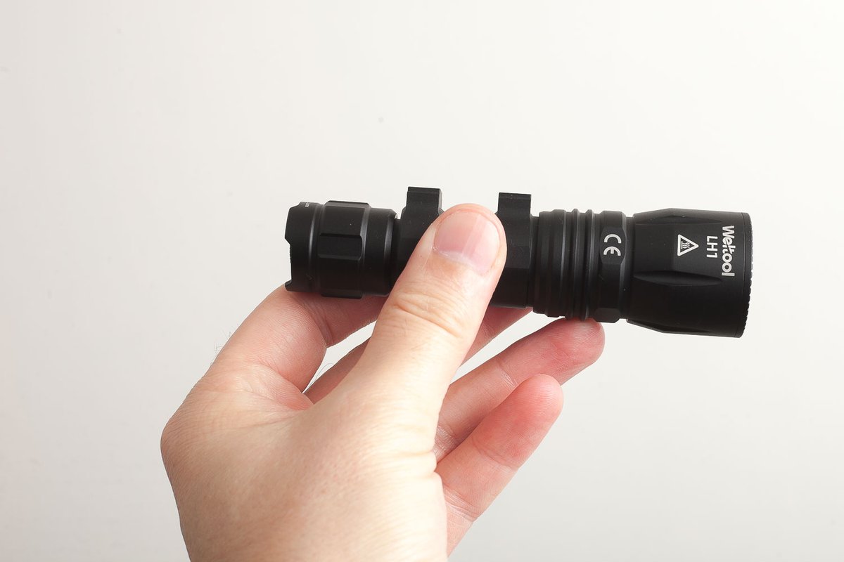 weltool's tweet photo. #weltool #w35a #weaponlight #lh1head https://t.co/qF5XI81yLm