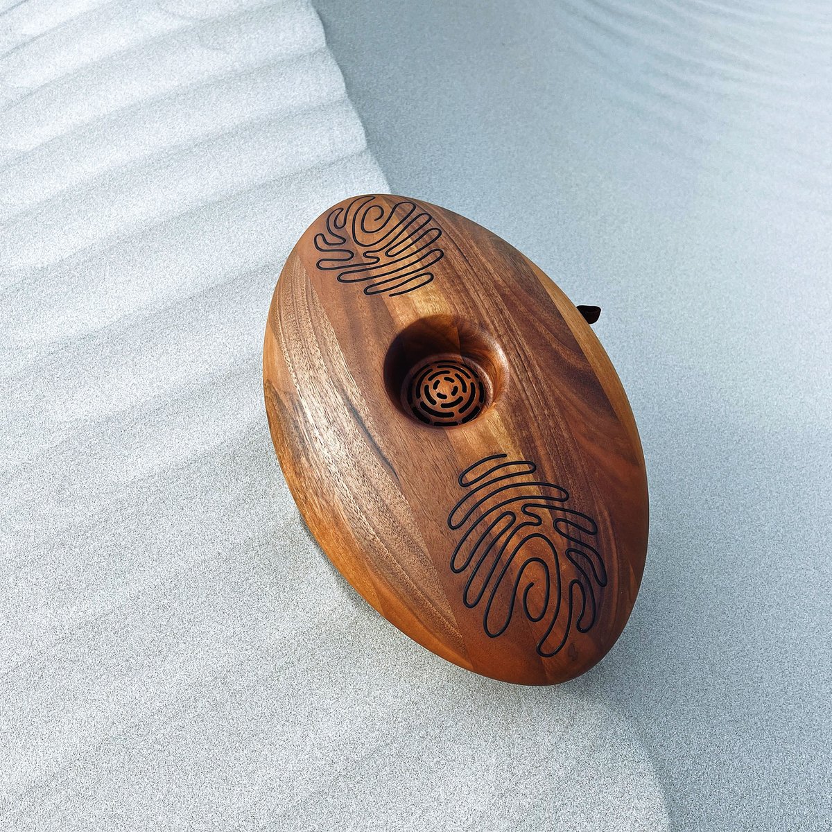 The power of a Crdl interaction recreates one that has been lost in contemporary life.

Discover more at: crdl.com

#connectingpeople #soundtherapy #elderlycare #contactdooraanraking #autisme #alzheimersawareness  #dementia #dutchdesign