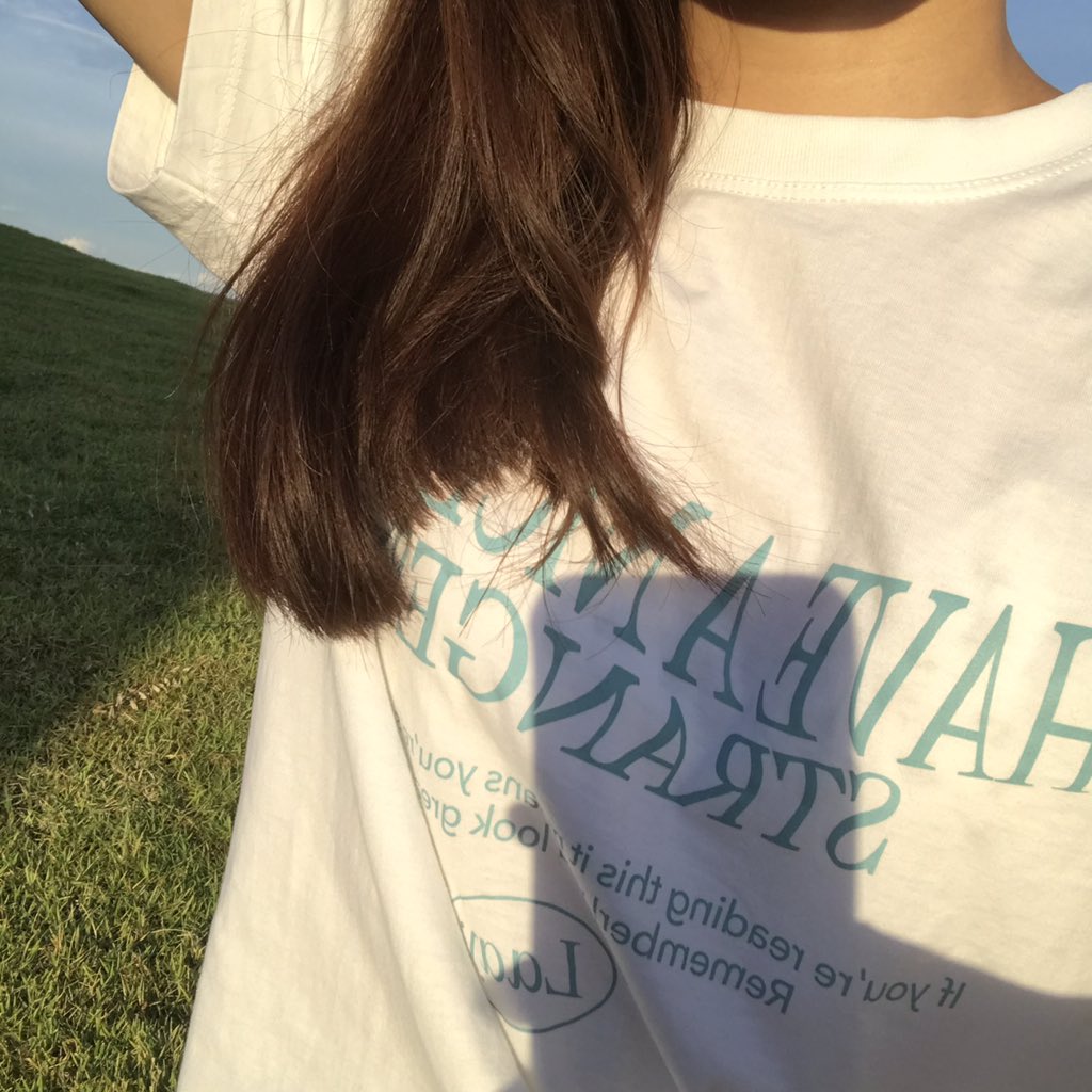 daisy bloom tweet media