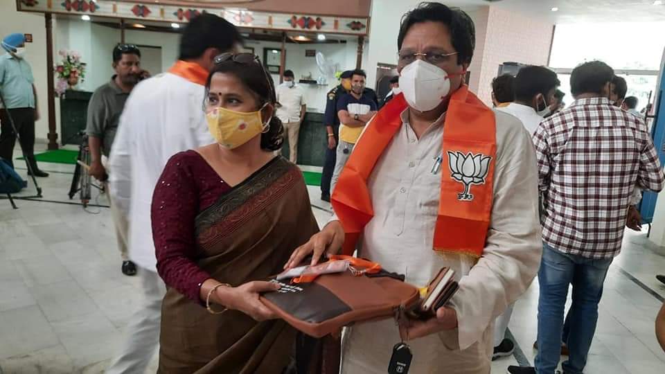 vishalsethpkl's tweet photo. हरियाणा प्रदेश कार्यकारिणी बैठक में भाग लेने चंडीगढ़ पहुंचा, महिला मोर्चा के बहनों का अभिनंदन के लिये बहुत बहुत धन्यवाद। @BJP4Haryana @OPDhankar @kataria4ambala https://t.co/uMPDOmyoma