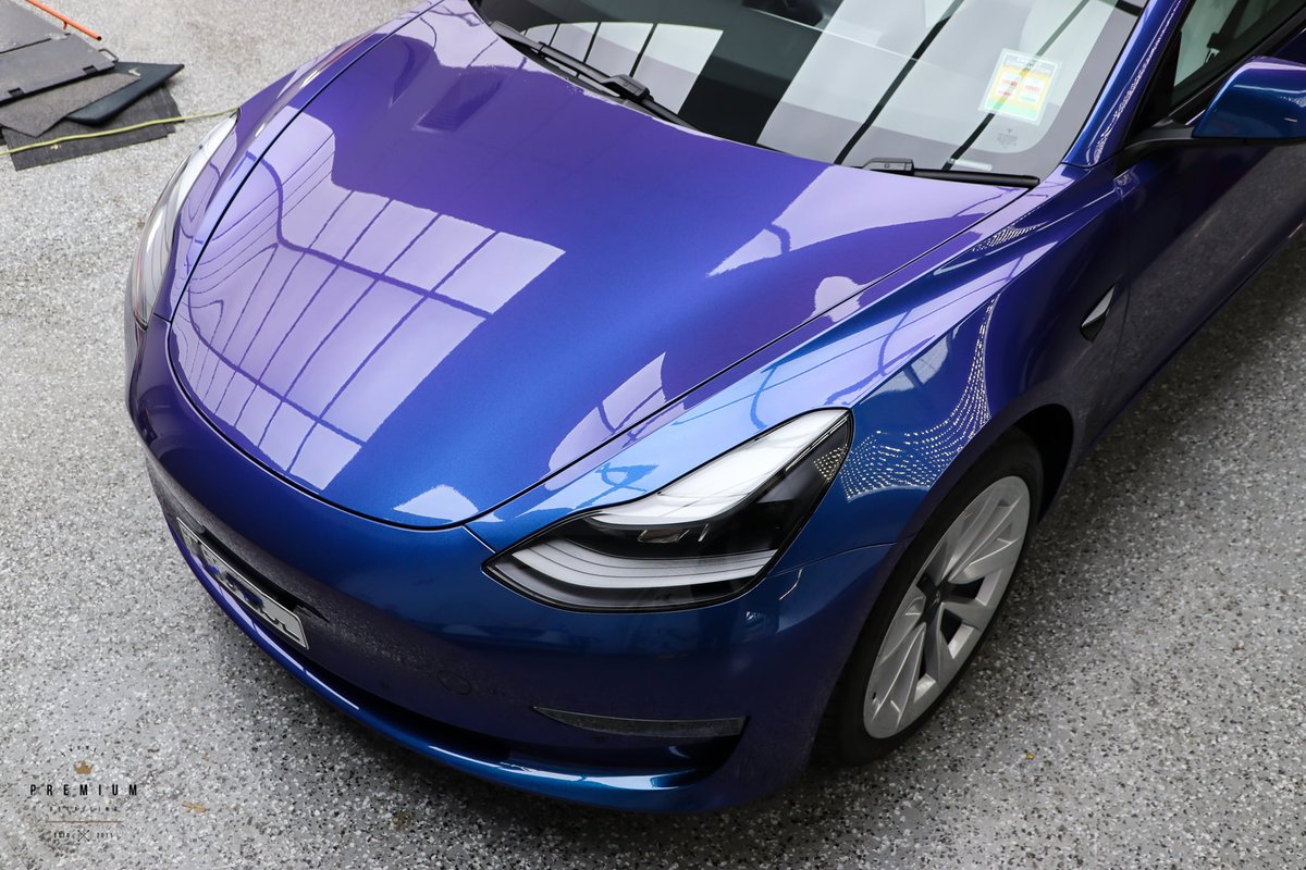 techAU's tweet photo. What an absolutely stunning wrap on a @Tesla Model 3.. (in the techAU colours).. worth ~$8,000 and done by Sydney Premium Detailing #DoesWant https://t.co/Hc2CZgvbYB https://t.co/EKjs0SqrHg