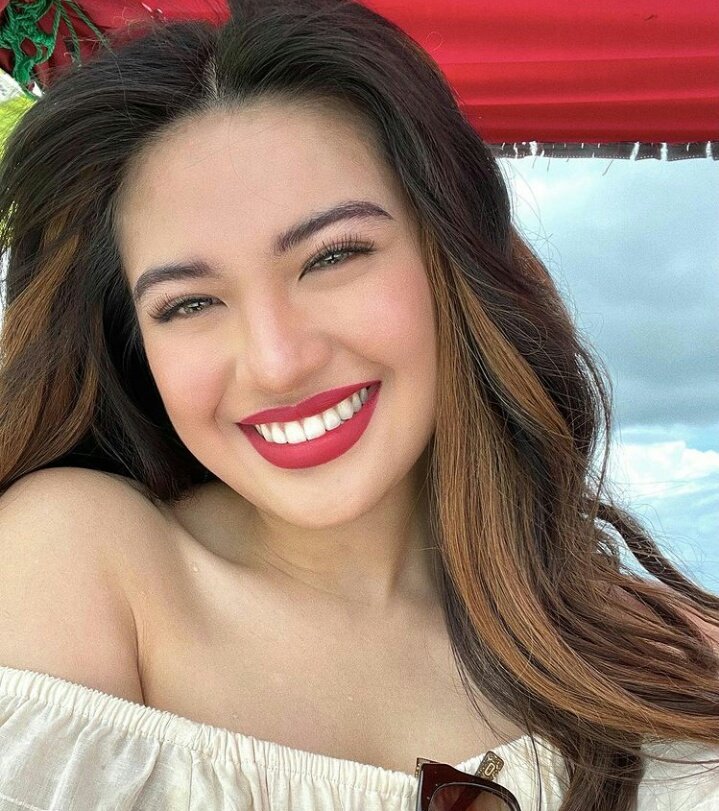 LaraLoreno4's tweet photo. So pretty ate Julie ♥️ @MyJaps https://t.co/REYNVfCzFA