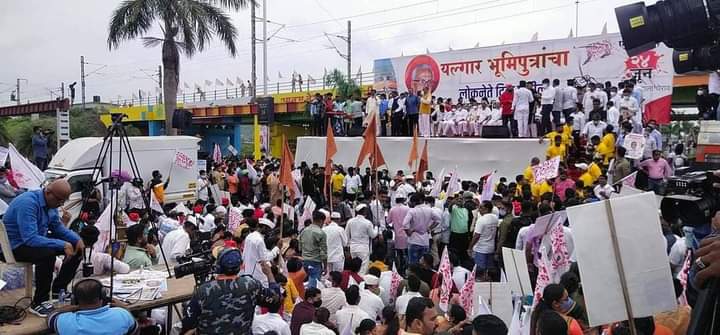 R_Agarikolismaj's tweet photo. चार जिल्ह्यातील आगरी-कोळी समाज एकटवला!

#दि_बा_पाटील_आंतरराष्ट्रीय_विमानतळ
#आगरीकोळी #आगरी https://t.co/CBcnzd7FpH