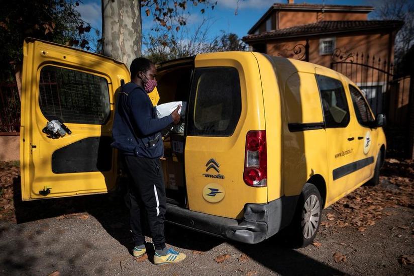 Limportant_fr's tweet photo. Distribution de documents électoraux : La Poste reprend la distribution de 5 millions de plis confiés à Adrexo https://t.co/xBV9mcNZeD @francebleu https://t.co/14dVMi2bvz