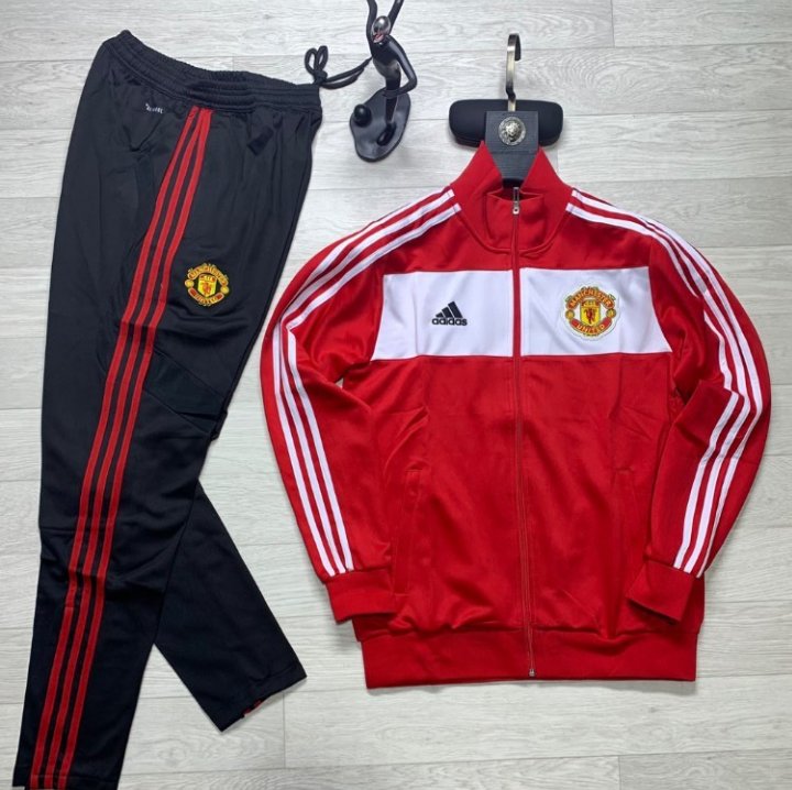 Kits_Shop's tweet photo. Man Utd 2021 Tracksuit

Now In Stock

Promo: 10% discount_
Phone/Whatsapp: 08039562419
Telegram:https:https://t.co/6vNxafYQIV
 Pls Send Dm/ nationwide delivery https://t.co/D8xdS5zLb2