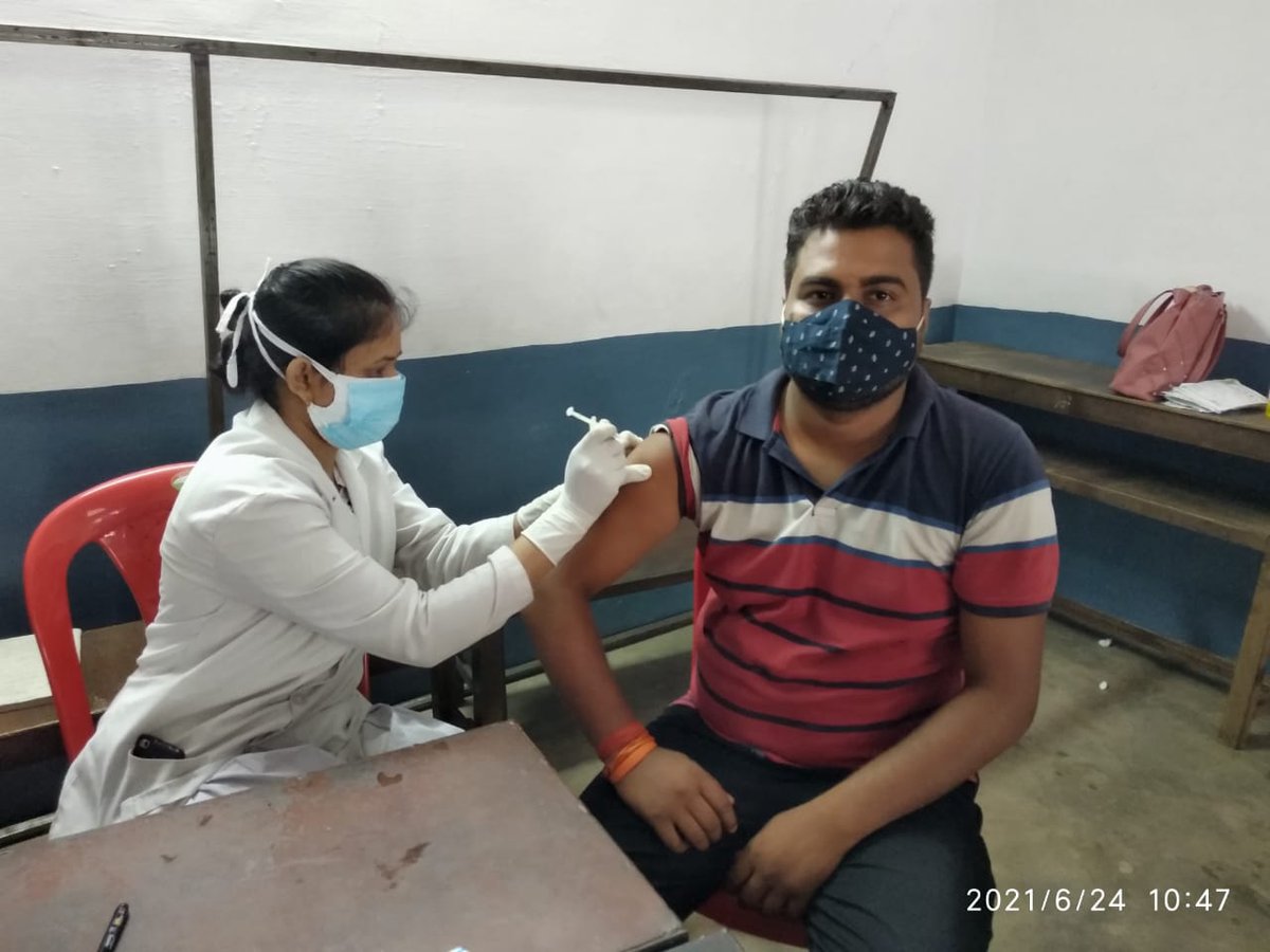 ashishabvp's tweet photo. आज वैक्सीन का पहला डोज लगवाया । आप सभी से भी निवेदन है कि वैक्सीन अवश्य लगवाएं।।
 कोरोना की गति धीमी हुई है खत्म नहीं।।  @BJP4India @BJP4MP @PRO_Satna https://t.co/zG9CLwYbAu