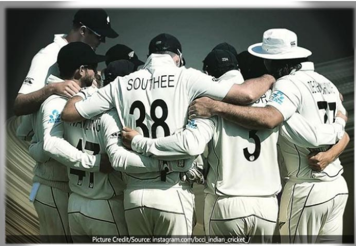 MedhajNewsApp's tweet image. न्यूजीलैंड ने भारत को हराकर जीता डब्ल्यूटीसी खिताब
.
@BLACKCAPS @ICHOfficial @IndianCricketTm @BCCI @ICC @cricketworldcup 
.
#NewZealand #WTC2021Final #WTC21final #IndiaVsNewZealand #IndianCricketTeam #NZvIND #NZWin 
.
medhajnews.in/news/New-Zeala…
.