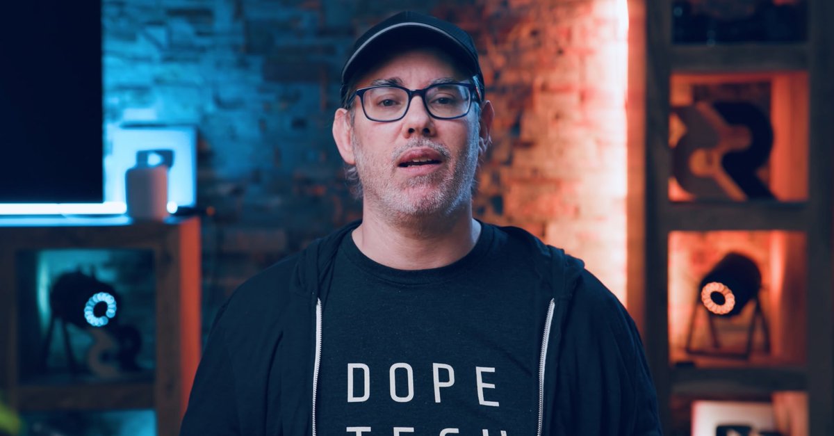 Buenos días, hoy tenemos programon con el gran 💫 <a href="/reneritchie/">Rene Ritchie</a> 💫 en nuestro canal oficial de <a href="/TwitchES/">Twitch ES</a> bit.ly/2QOgoaR os esperamos.