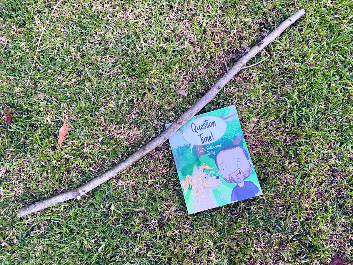 Abbanelly's tweet photo. How do you like my #promostick @bella_beddywhip? 😁 Saved a big one for you. However you can hardly see the book now - it’s so small next to the stick 😆
Absolutely #brilliant #book! So many memories 💜💚🧡
Thank you @jenbradshaw_art 🌟 https://t.co/0G1psGmvDg