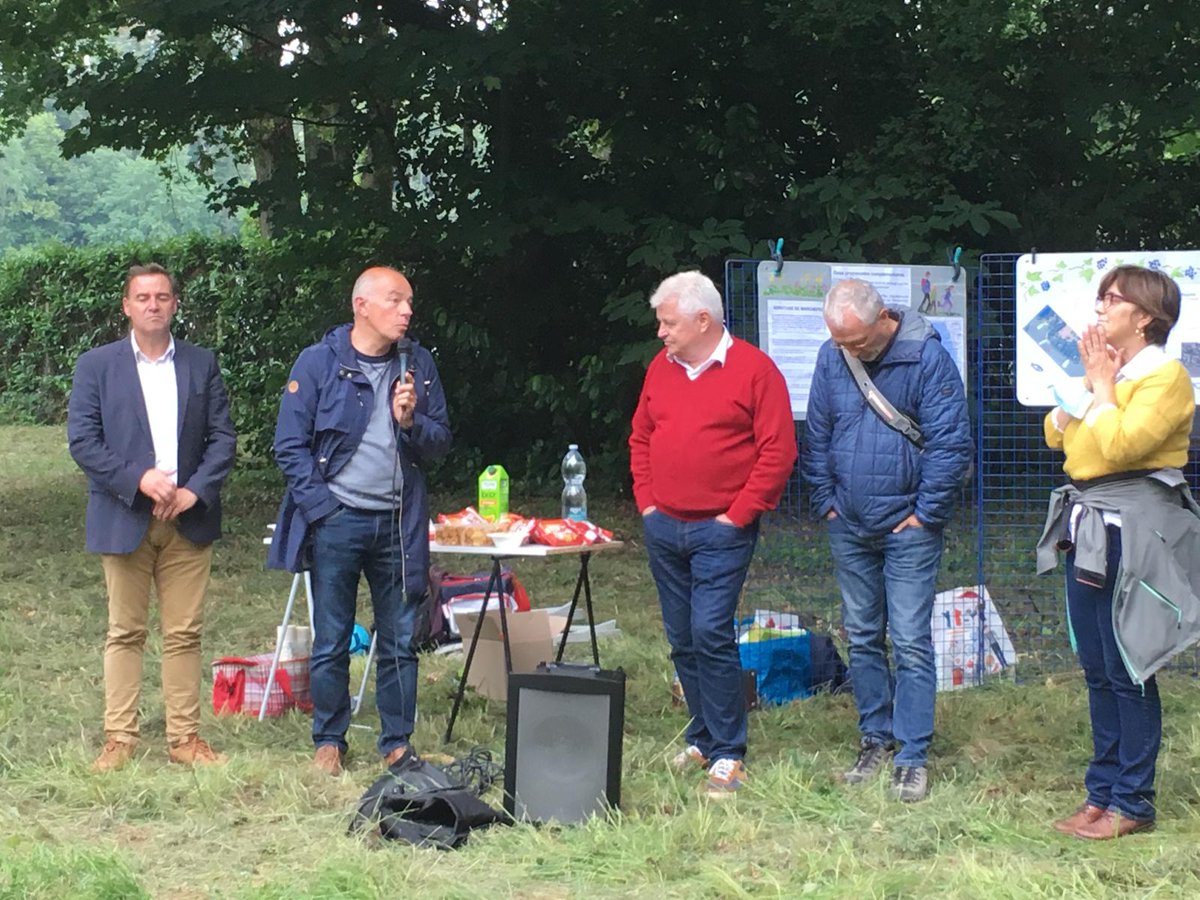 À la Chapelle-sur-Erdre hier soir pour soutenir l'équipe de Franck Mousset et Nathalie Leblanc, candidat•e titulaires.

La mobilisation doit être la + grande possible pour faire gagner <a href="/LCSE_44aGauche/">Canton de La Chapelle-sur-Erdre 2021 - 44 à Gauche</a> dimanche ! 🗳️

#Départementales2021