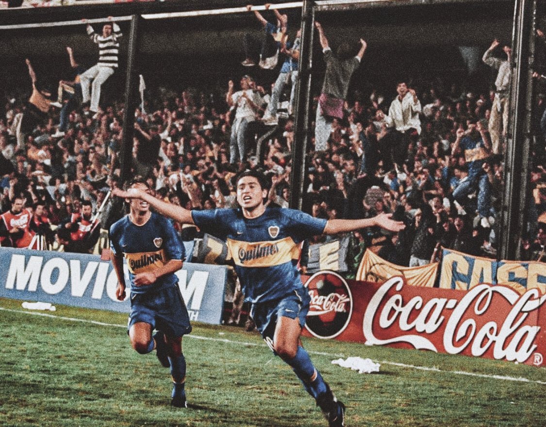   Happy birthday to Juan Román Riquelme. 

One of the most underrated of his generation. 
