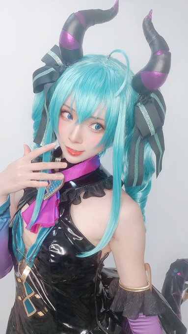 Twitterのコスプレ画像32