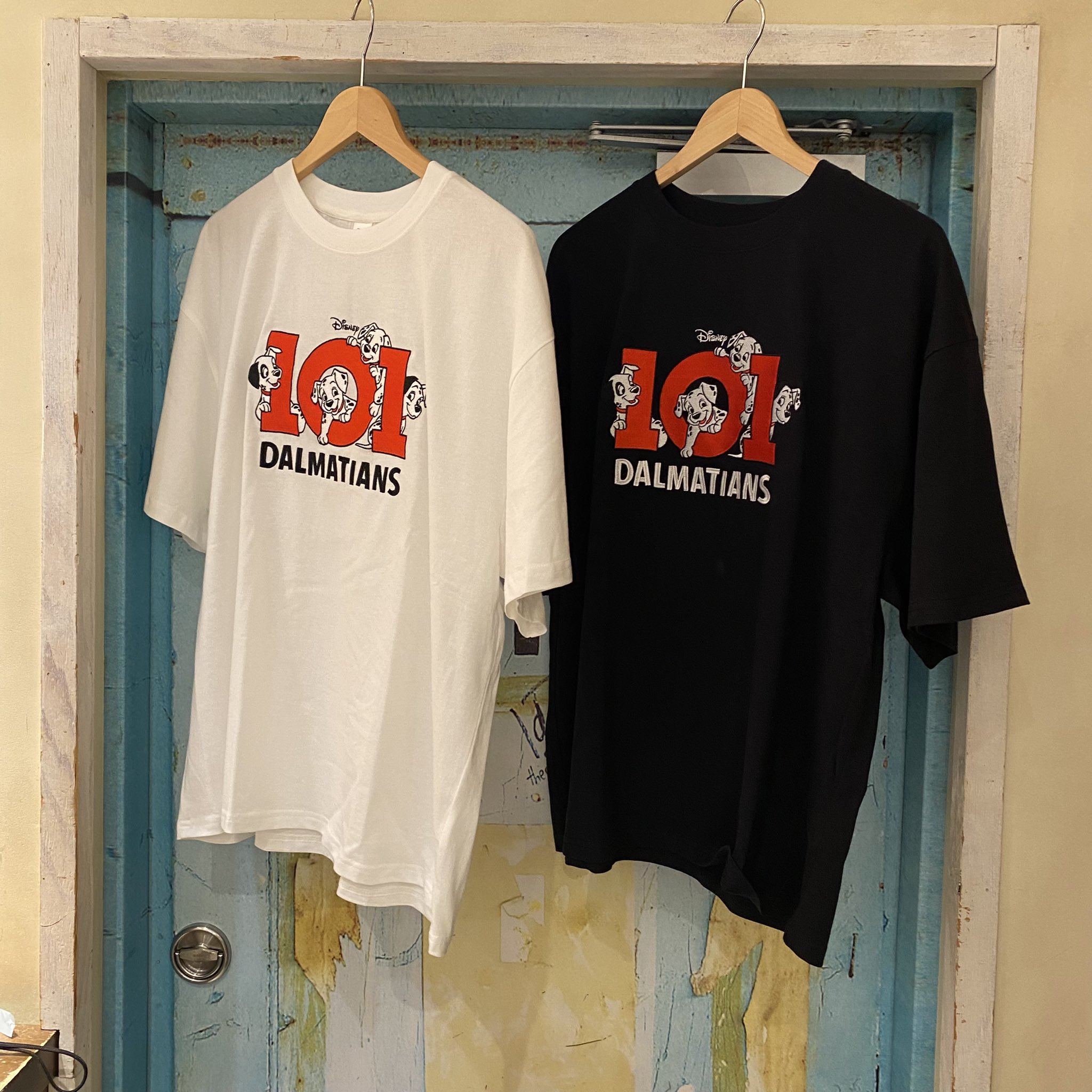 Wegoイオンモール盛岡南店 ユニセックスアイテム 別注disney刺繍bigt 5 税込価格 3 999 大人気のディズニーシリーズから今年のトレンドであるbigtシャツが登場 フロントに刺繍された 101匹わんちゃん に目を惹かれるデザインです 通販は Wegoイオンモール盛岡南店 ユニセックスアイテム 別注disney刺繍bigt 5 税込価格 3 999 大人気のディズニーシリーズから今年のトレンドであるbigtシャツが登場 フロントに刺繍された 101匹わんちゃん に目を惹かれるデザインです 通販は