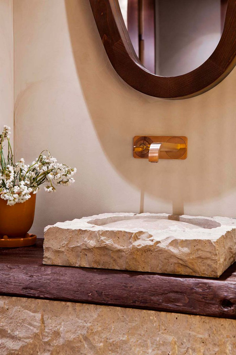 Miapetra_es's tweet photo. Encantados de poder mostrar un año más nuestras nuevas propuestas en @CasaDecor 😍
#lavabo
#lavaboconvexo
#piedra
#piedranatural
https://t.co/8vUHB89BHs
#Miapetra #StudioMo #CasaDecor2021 #diseño #interiordesign #ecodesign https://t.co/KY3mIrYKCC
