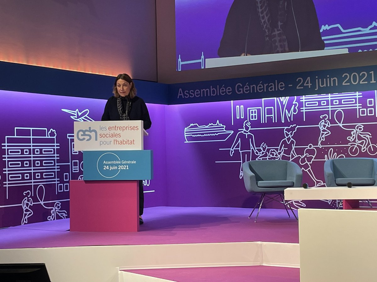 « Simplifier les procédures, fluidifier les instructions, soutenir les HLM dans l’accès au foncier public, soutenir la maîtrise d’ouvrage directe… » <a href="/VFournier_/">Valérie Fournier</a> rappelle devant <a href="/EmmWargon/">Emmanuelle Wargon</a> les conditions de la réussite. <a href="/FederationESH/">Fédération des ESH</a> <a href="/UnionHlm/">UnionHlm</a> <a href="/emmacosse/">Emmanuelle Cosse</a>