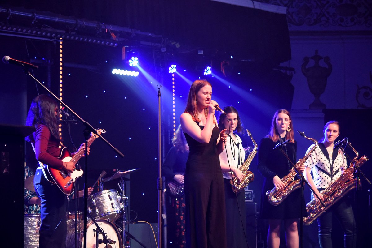 IntlJazzDay's tweet photo. Congratulations to the @DingoJazz Australian Jazz Journal on its gala launch on #JazzDay. Performers included: #PoetStreetJazz @jazzmelbourne #Torrio & Artists In Music Ensemble (AIME). The magazine celebrates & supports #Australia's thriving jazz scene.
📷 #AuroraKuhn https://t.co/XTtmSqtgUK