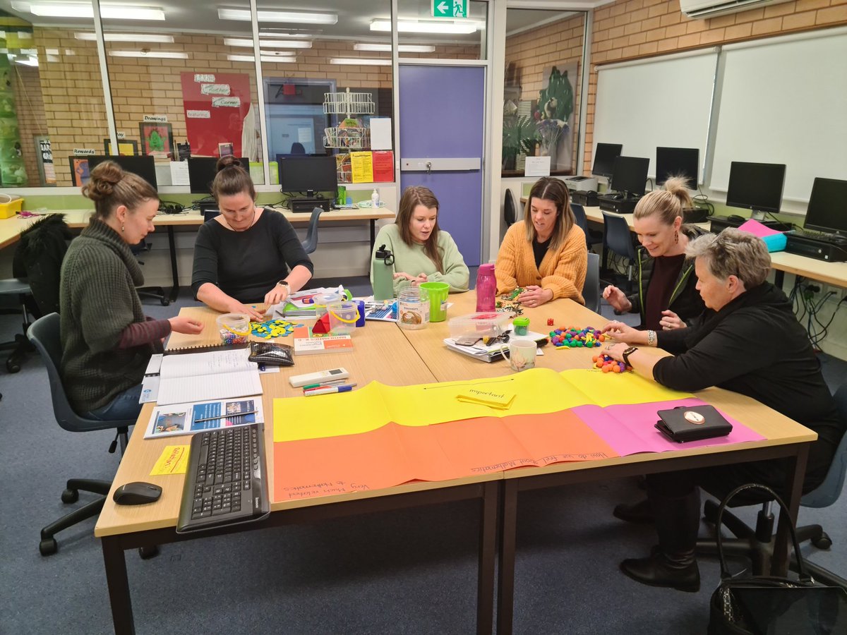Jaynegill15's tweet photo. Had a wonderful time joining in with PL at Albury West PS yesterday. Thank you for having me. #seriouslycompetitive #mathsisfun https://t.co/chMLwaCuZW