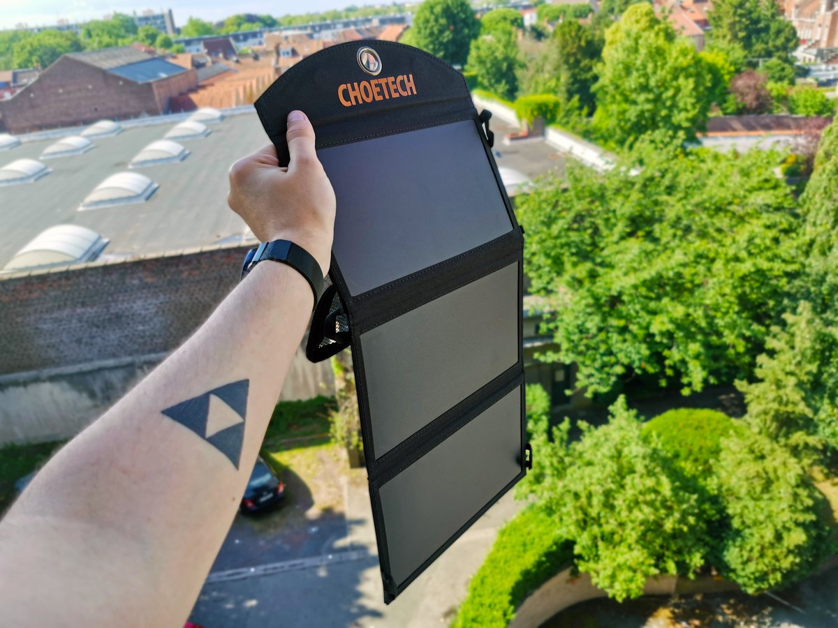 Et les gagnants de notre dernier jeu concours sont : 

👉 <a href="/mickael_bacher/">Milka67</a>
👉 <a href="/akarad78/">jarry patrick</a>
 
Ils remportent chacun un chargeur solaire SC005 #Choetech 👉 amzn.to/2Sm0DZR

Un autre jeu concours arrive tres vite 😍😍

Merci à tous pour votre participation  ♥️