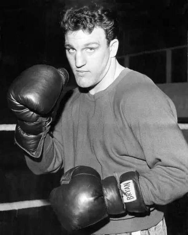 Sad to hear of the passing of Brian London *The Blackpool Rock”, British and Commonwealth boxing legend. Deepest condolences to Brian’s family. A true great - RIP instagr.am/p/CQftxgjoOro/