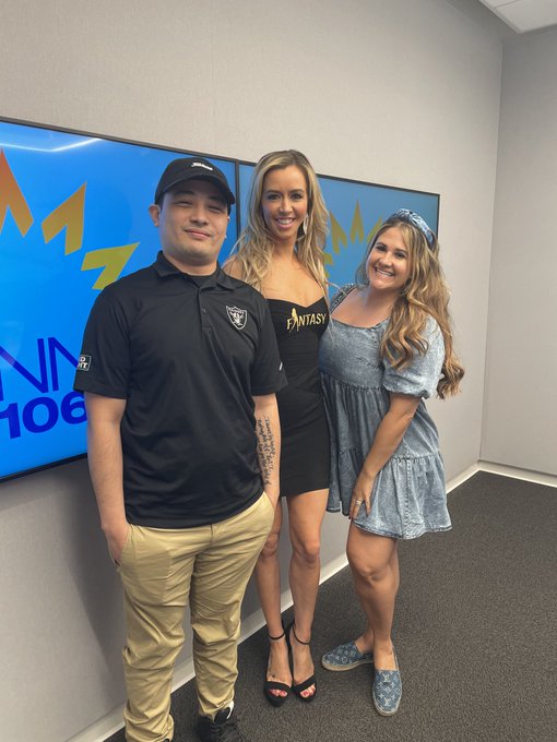 Listen to me on the radio 🎙 on the &ldquo;AJ &amp; Joanna in the Morning Show&rdquo; with @JoVegasRadio on @sunny1065lv<a href="/tag/fantasyluxor"class="tags"><span>#fantasyluxor</span></a>