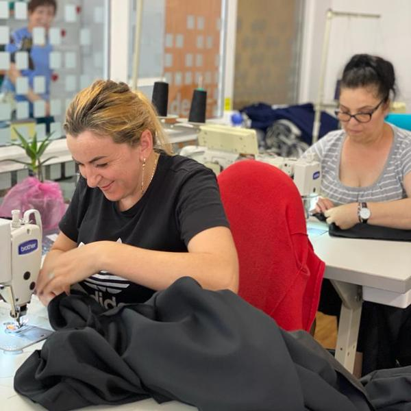 UtilDeco's tweet photo. 🤩Câteva imagini din cel mai prietenos atelier de confecții textile din #Iasi și cea mai mare întreprindere socială de inserție din #Romania 

➡️https://t.co/TVEDXDFJu5

#unitateprotejata #economiesociala #intreprinderesociala #UtilDeco https://t.co/14WLjciPYd