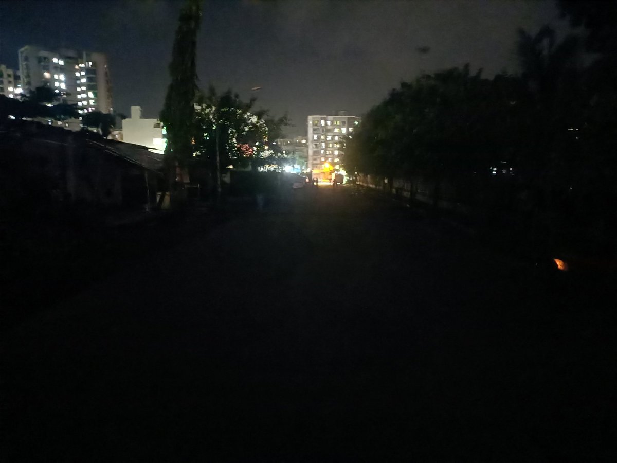 davedevesh21's tweet photo. SHRI PRAMOD MAHAJAN COVID CENTRE UNDER THE BLACKLIGHTS . UNSAFE FOR CITIZEN AND PATIENTS . OFFICERS SHOULD LOOK INTO THIS AND CORRECT THE SAME . @mbmc @BhaindarMira @MBMCkedost #mbmc #covidcentre #undertheblacklights https://t.co/o4dGgcYVDw
