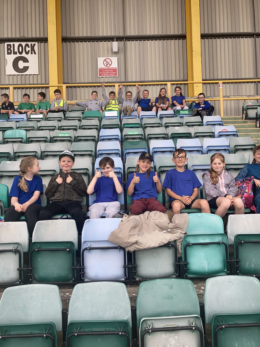 Mrs Rh Edwards - Dosbarth 1 tweet media