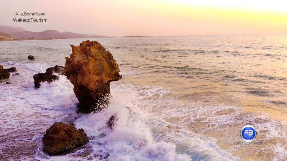 mubarigmario's tweet photo. Hadaad in uun maqli jirtay Magaalada #XIIS waxa ay ku fiicantahay Dalxiiska Waatane Nala arag.
#wakeuptourism
#Xiis #Sanaag #Somaliland #magaaladaxiis #maydh #futurebrothers https://t.co/kjFxdgVXOr