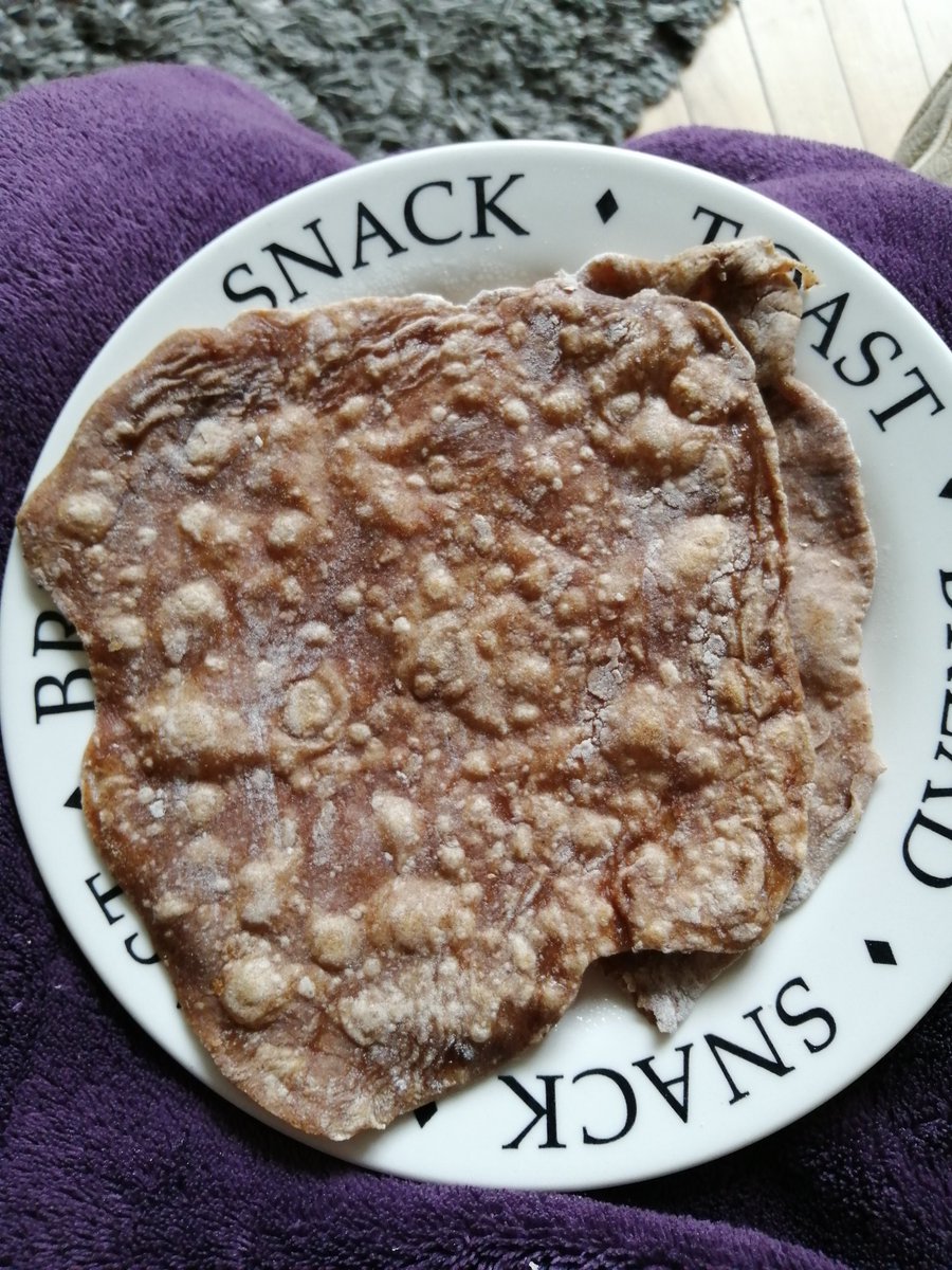 Just had my usual breakfast for this week of cinnamon flatbread. Still a bit hungry but that's ok. I have my rice dish for later. If anyone is willing to sponsor me for this challenge, who hasn't already done so, please do. It's such a worthy cause!

rationchallenge.org.uk/deirdre-mac-in…