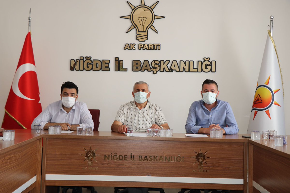 akpartibor_51's tweet photo. Niğde İl Başkanlığımızda siyasi ve hukuki işler birim toplantımızı Bor Ak Parti Ship. Bşk. Ahmet Şenol Yüceer'in katılımıyla gerçekleştirdik.
Hayırlara vesile olması dileğiyle
@altunbas51
@avhamzadag
@RTErdogan https://t.co/GLMj5wzhLd