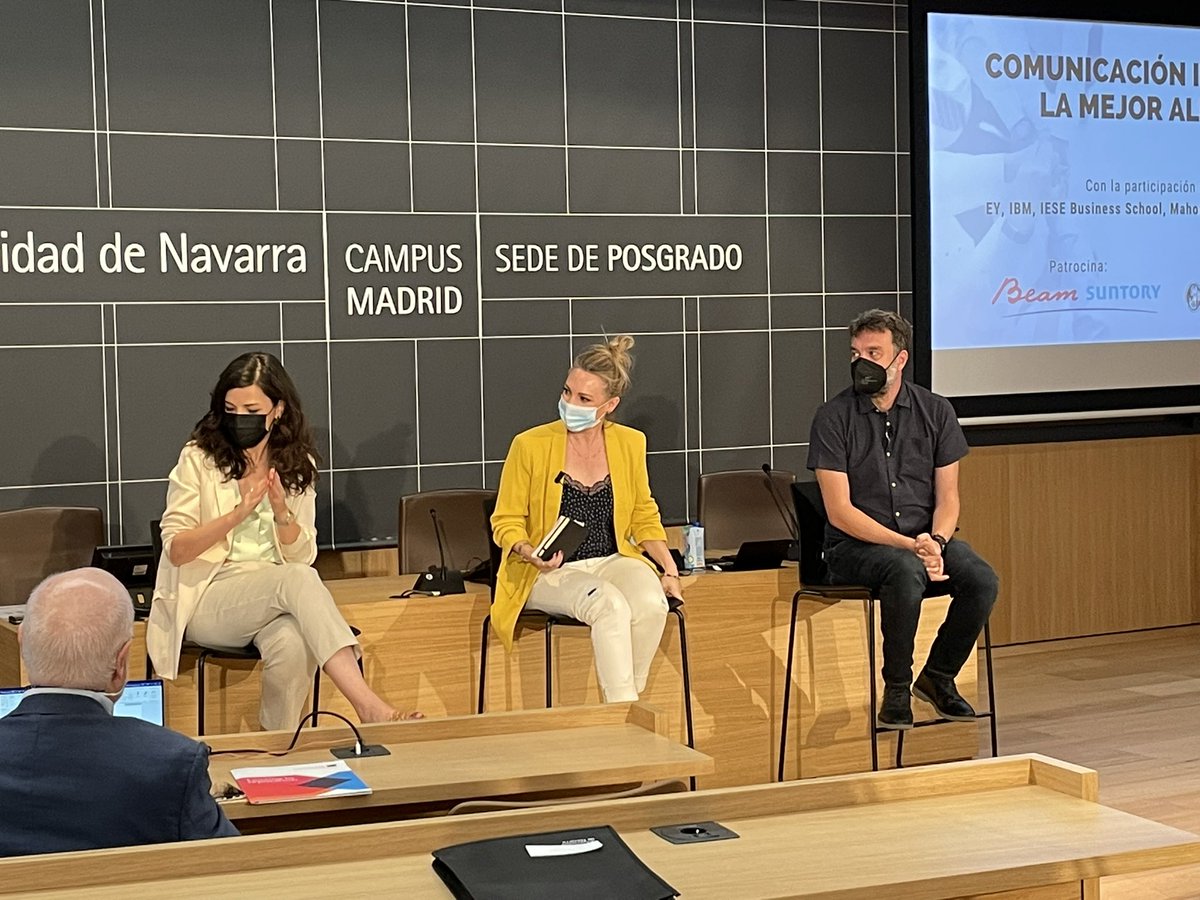 ForoRRHH's tweet photo. Gracias @InmaVM de @EY_Spain @B_Zayas de @Uber_ES y @Uber_Business y @miguelruizdvp de @IBM_ES por sus palabras en esta sesión de #comunicacioninterna en @careerunav y @ForoRRHH patrocinado por @beamsuntory https://t.co/KDO9QhQXzx