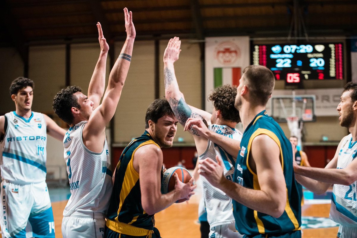 sutorbasket's tweet photo. Complimenti alla @JanusFabriano per la conquista della #SerieA2, un'altra marchigiana tra le grandi del🏀🏆
Bravissima la San Giobbe Basket dove l'ex capitano Tommaso Minoli ha disputato un'ottima gara 5 🔥
Complimenti alla Bakery Basket Piacenza e Pallacanestro Nardò
#Sutor https://t.co/lD8yph8ypw