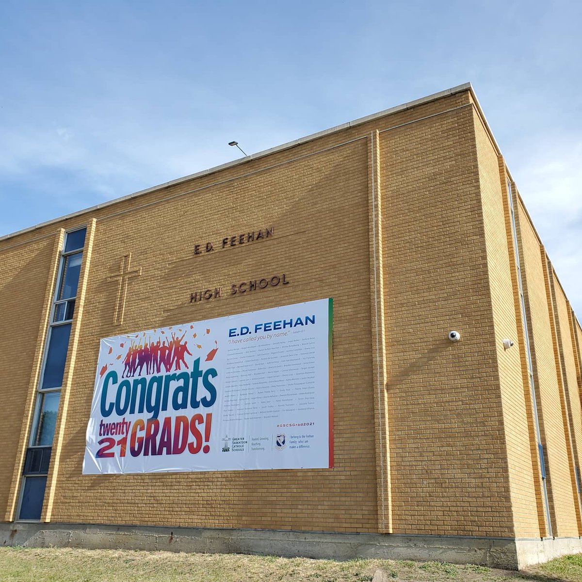 Today is Graduation Day! Congratulations to all the members of our #FeehanFamily making up the #Classof2021!
#GSCSGrad2021 #graduation <a href="/GSCSNews/">Greater Saskatoon Catholic Schools</a>