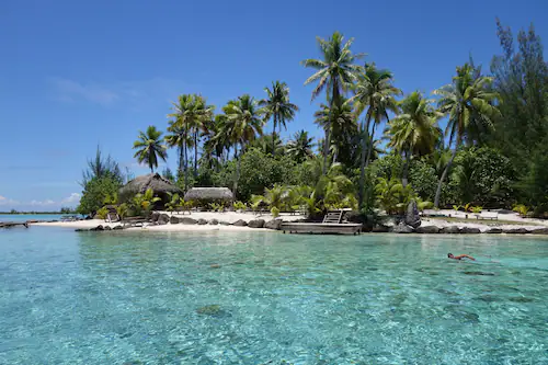 zurichnavigate's tweet photo. Bora Bora island, French Polynisia is considered a place beyond this world. Enjoy natural beauty and sail around the crystal-clear blue lagoons. Contact Zurich Navigate today!

#borabora #boraborabeach #yachtlife #yachtcharter #zurichnavigate https://t.co/9WglDRC1JK