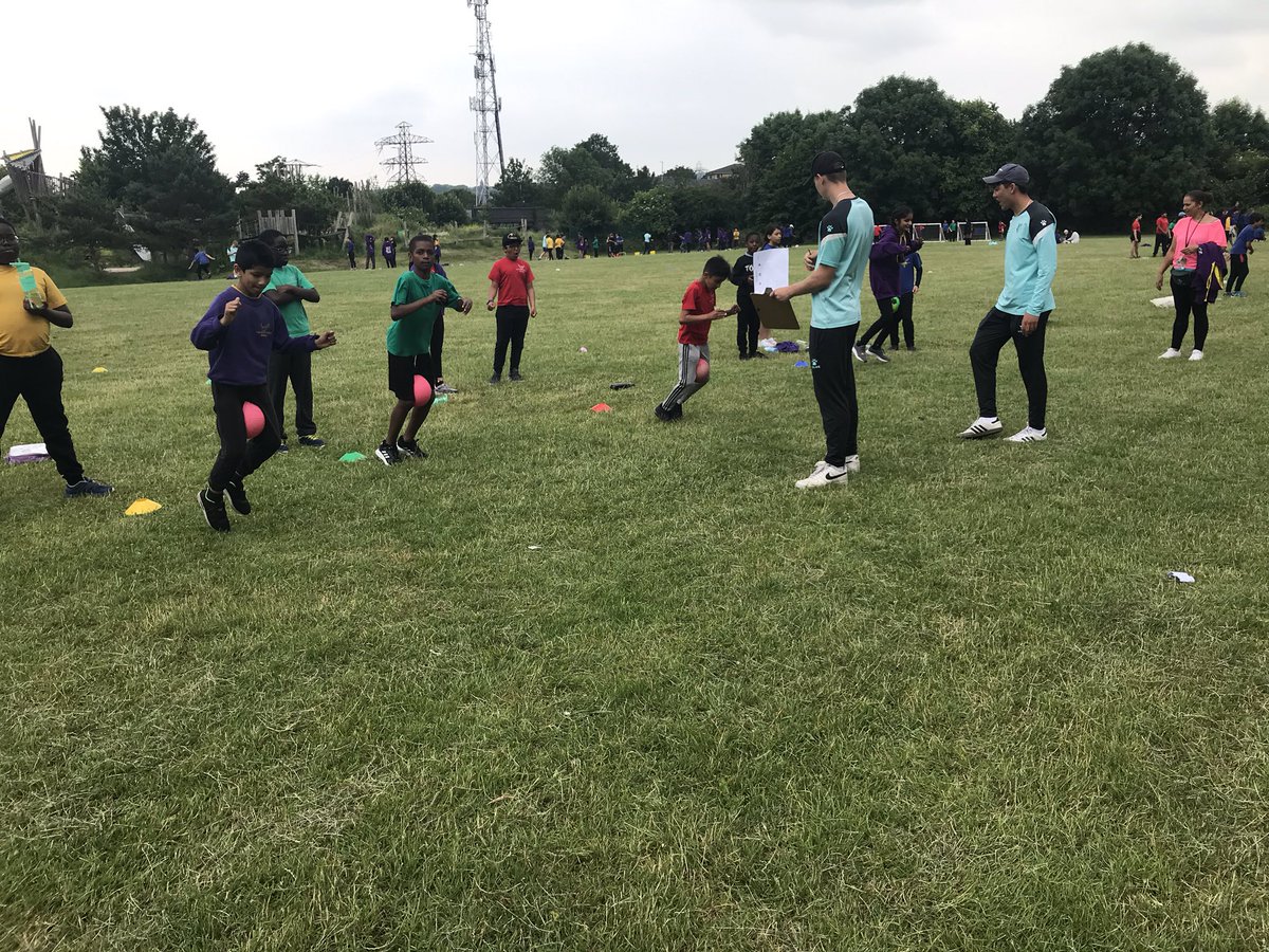 MrsSeniorLHS's tweet photo. Well done year 5 and year 6, a superb sports day! 👏🏻 @MissHaiderLHS @MrsGossLHS @MrsMartinLHS @MissAliLHS @MrsMakinsonLHS @HeadLHS @LHS_Watford https://t.co/eJL3JAgwx5
