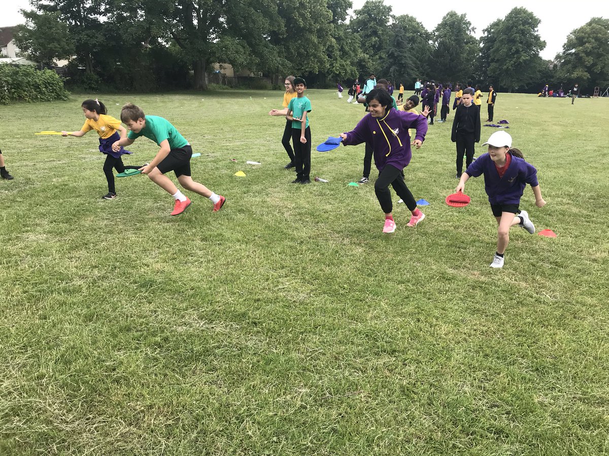 MrsSeniorLHS's tweet photo. I have had an absolute blast this week, thank you to all the children and staff for your support and enthusiasm 🌟 @MissHaiderLHS @MrsMakinsonLHS @HeadLHS @MrsGossLHS @MissAliLHS @MrsMartinLHS @LHS_Watford https://t.co/euXwnkIdVq